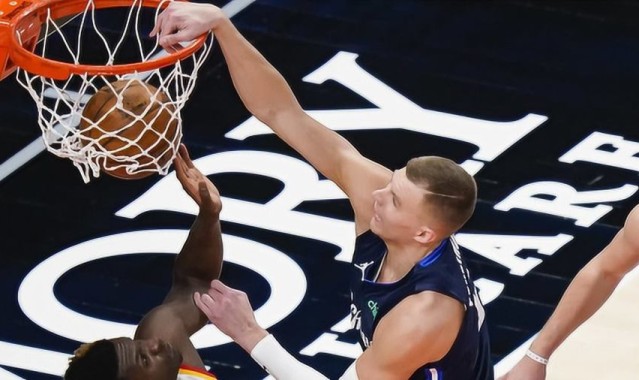  波尔津吉斯制霸禁区独行侠大胜湖人夺赛点