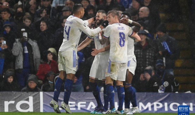  佛罗伦萨主场龙属性，强势击败来访之敌