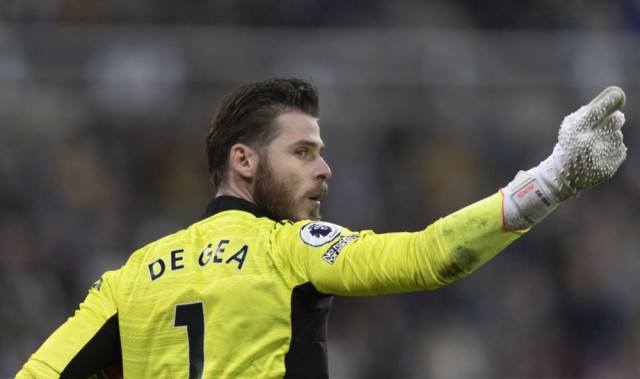  曼联防线屡现漏洞，惨遭纽卡斯尔三球大胜