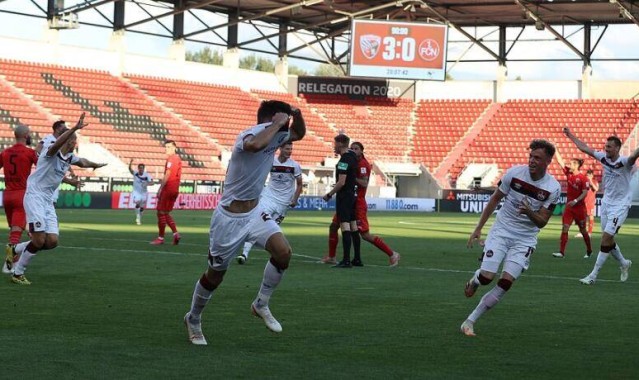  罗斯托克保级形势严峻，主场战平未能拉开差距