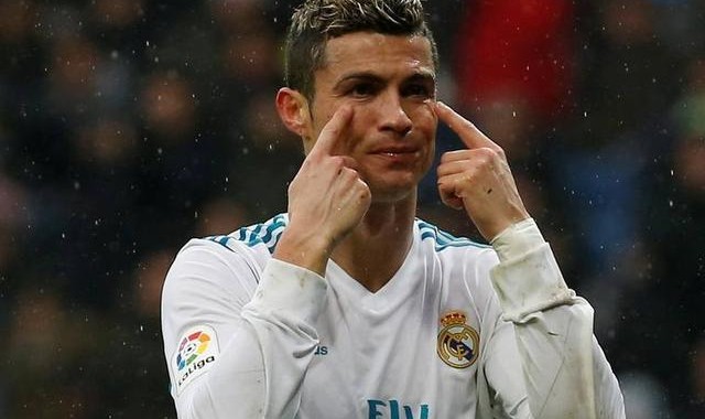  法甲金靴争夺白热化，三人同登射手榜首  