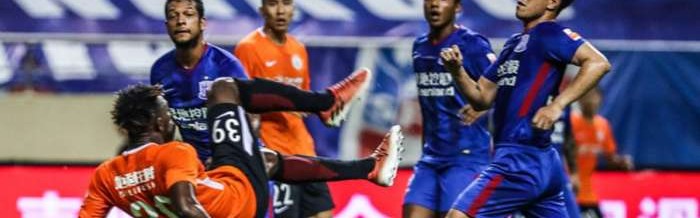  波鸿主场球迷冲突事件导致比赛中断二十分钟  