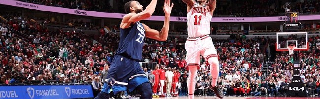  拉文绝平公牛加时负篮网  