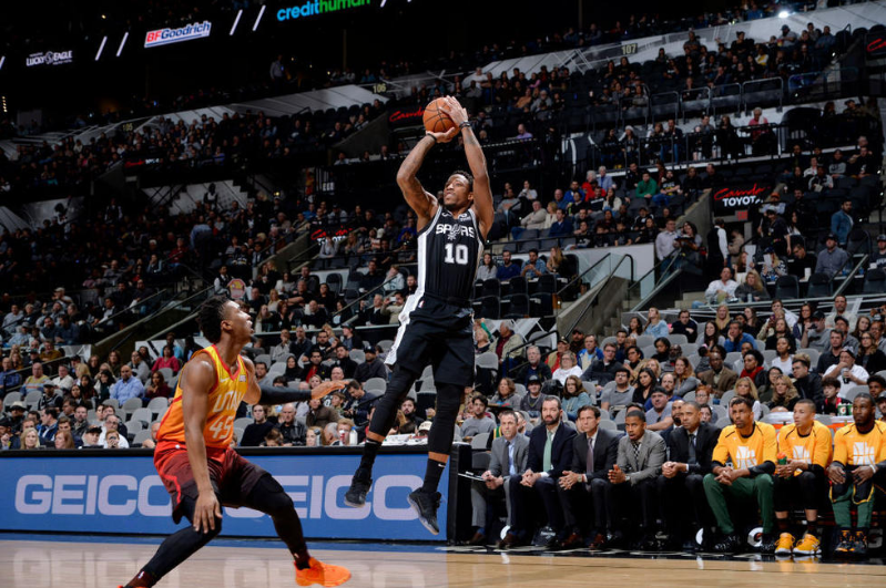  戈贝尔18篮板爵士力克魔术  