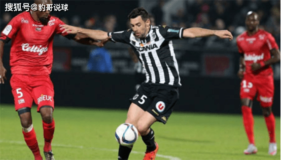  马赛客场顽强逼平劲旅，法甲争四格局愈发激烈